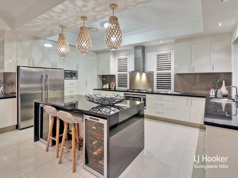 9 Ruby Close, Eight Mile Plains QLD 4113