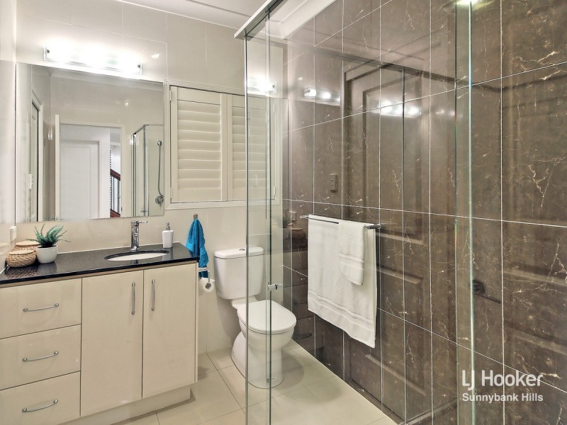 9 Ruby Close, Eight Mile Plains QLD 4113