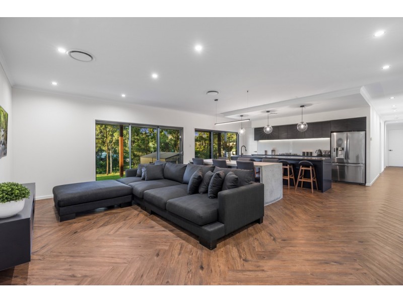 170-174 Panitz Drive, Jimboomba QLD 4280