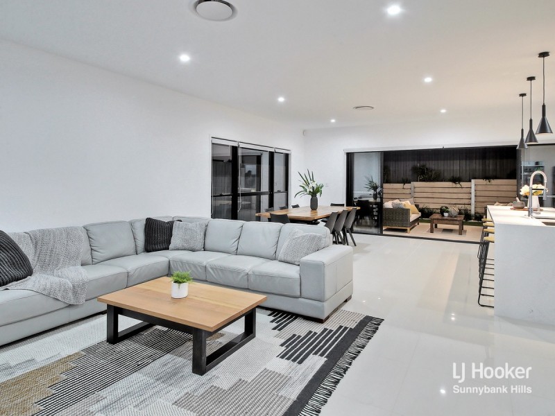 53 Arura Street, Mansfield QLD 4122