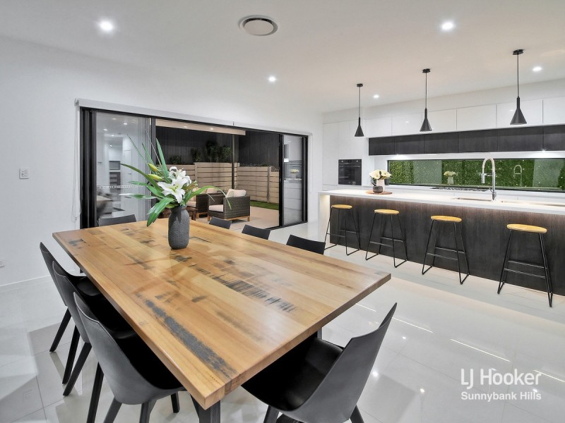 53 Arura Street, Mansfield QLD 4122