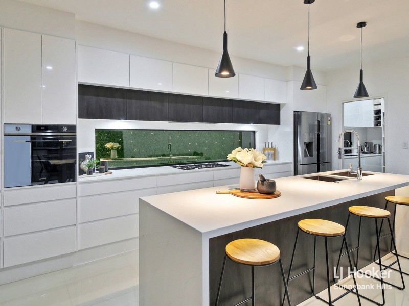 53 Arura Street, Mansfield QLD 4122