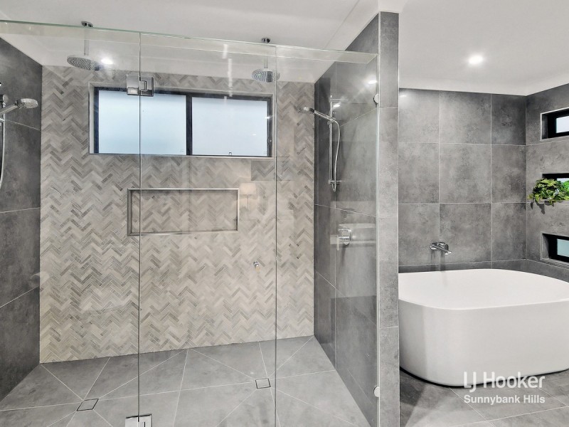 53 Arura Street, Mansfield QLD 4122