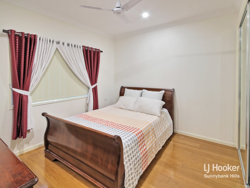 1 Sunshine Place, Eight Mile Plains QLD 4113