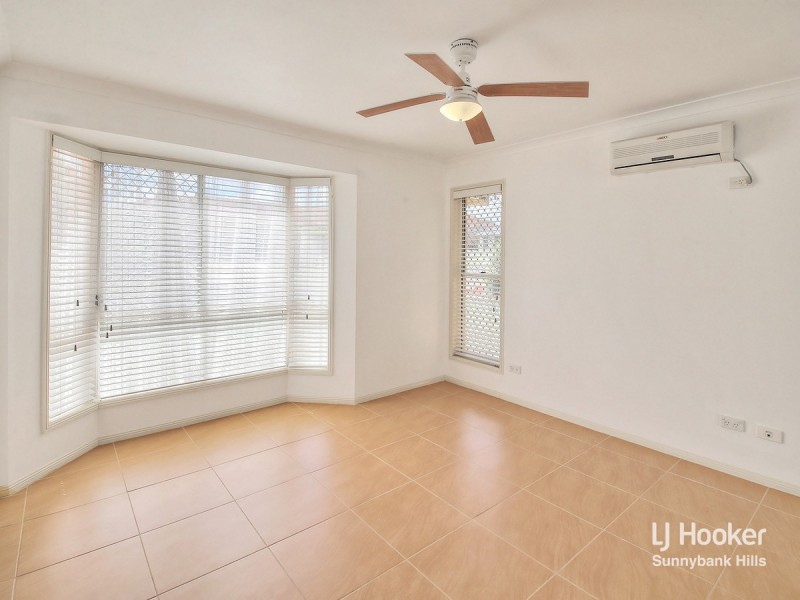 44 Pinedale Crescent, Parkinson QLD 4115