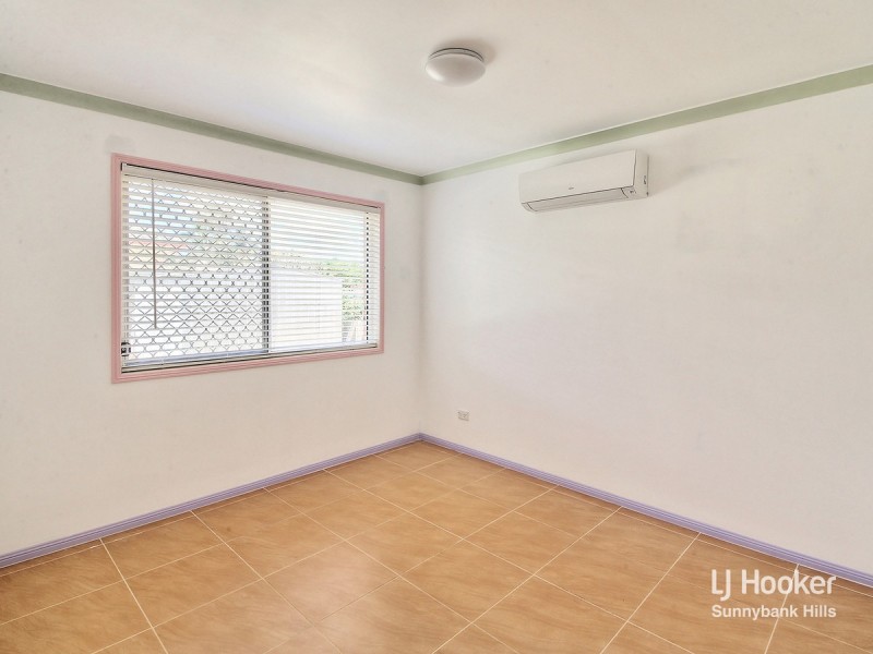 44 Pinedale Crescent, Parkinson QLD 4115