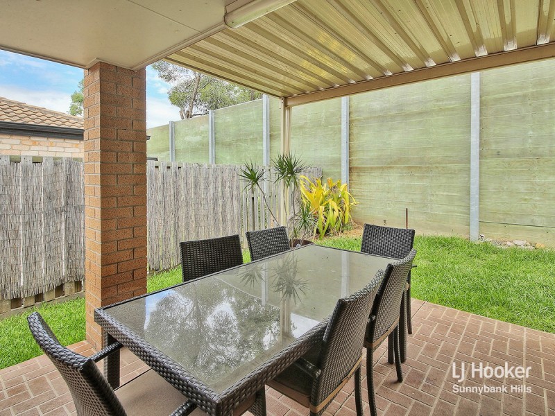 20 Mapelton Circuit, Parkinson QLD 4115