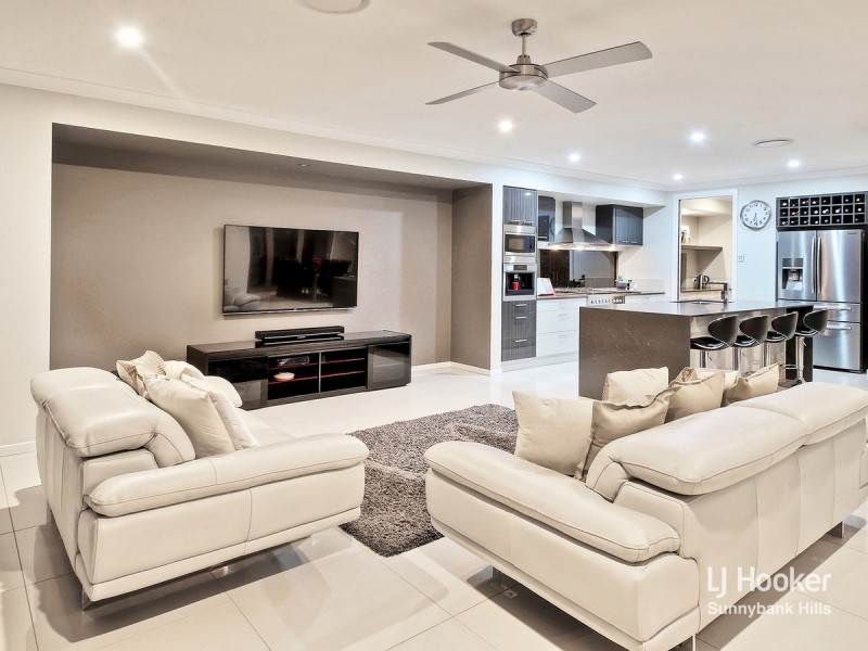 105 Parklands Circuit, Rochedale QLD 4123