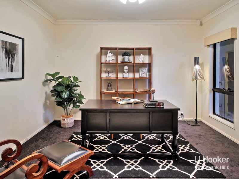 15 Sandwell Close, Wishart QLD 4122