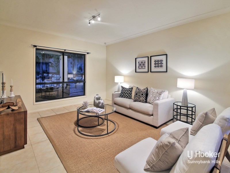 15 Sandwell Close, Wishart QLD 4122