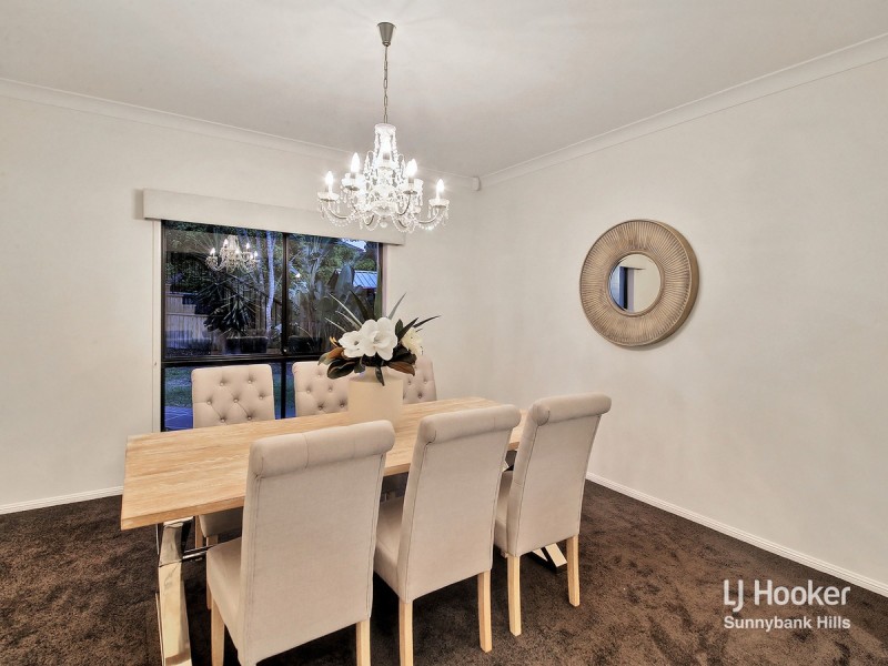 15 Sandwell Close, Wishart QLD 4122