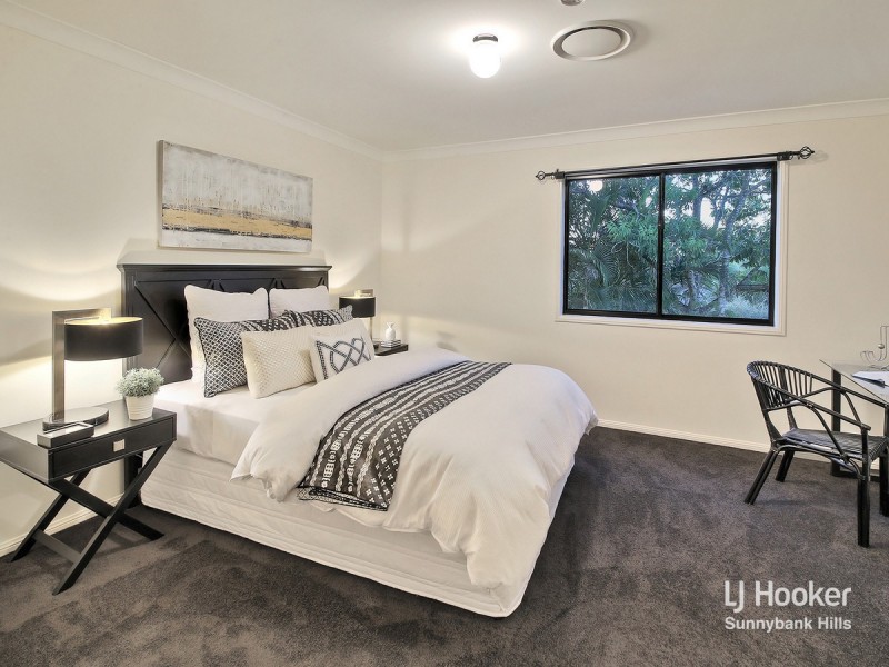 15 Sandwell Close, Wishart QLD 4122