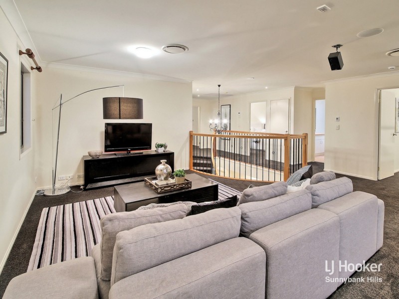 15 Sandwell Close, Wishart QLD 4122