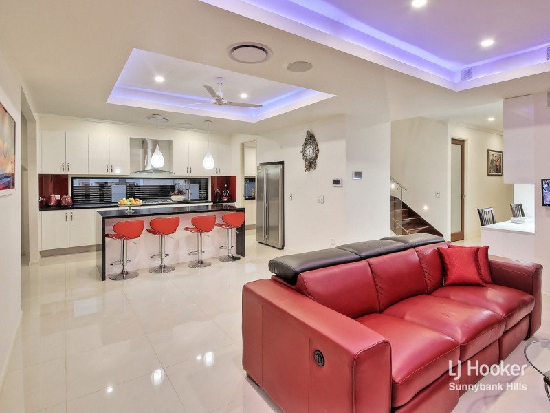 1 Sunshine Place, Eight Mile Plains QLD 4113