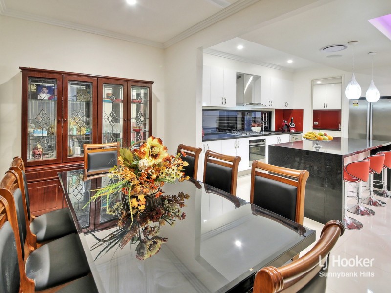 1 Sunshine Place, Eight Mile Plains QLD 4113