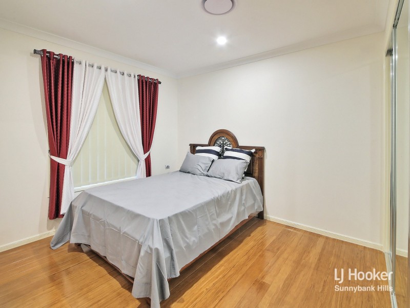 1 Sunshine Place, Eight Mile Plains QLD 4113