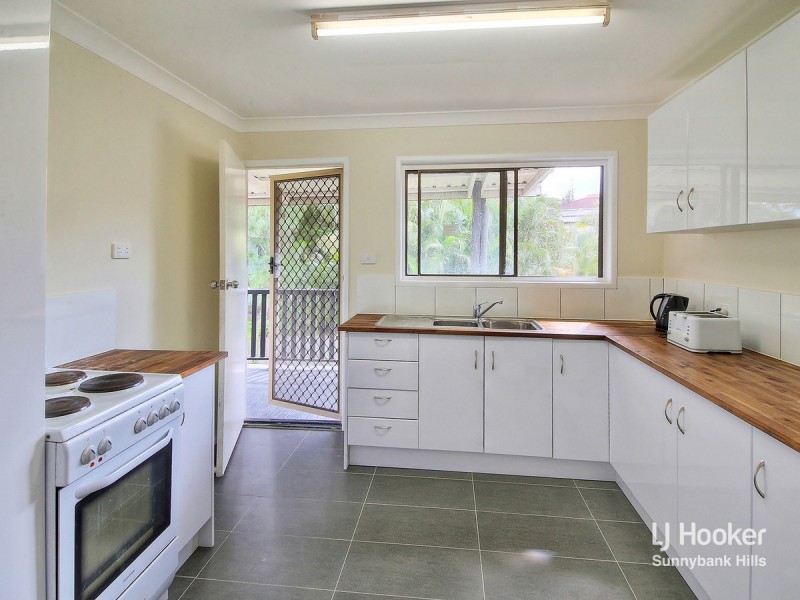 136 Mount Gravatt-Capalaba Road, Upper Mount Gravatt QLD 4122