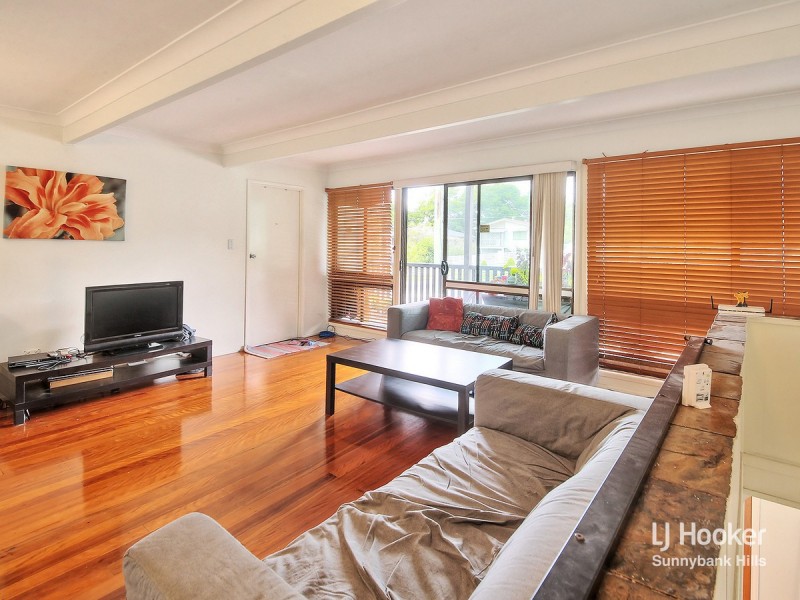 136 Mount Gravatt-Capalaba Road, Upper Mount Gravatt QLD 4122