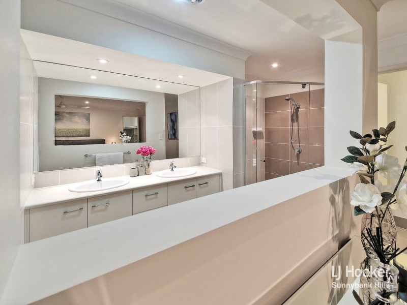 21 Aster Place, Calamvale QLD 4116