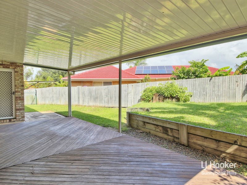 15 Tuberose Place, Calamvale QLD 4116