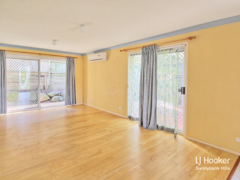 15 Tuberose Place, Calamvale QLD 4116