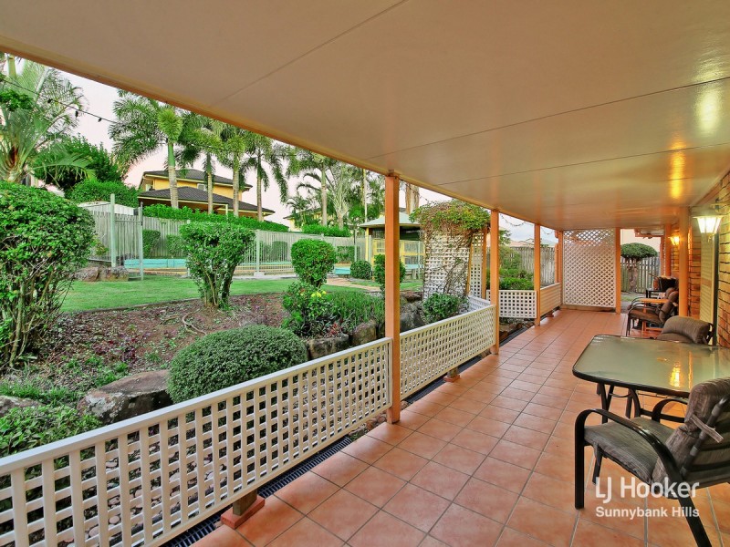 52 Bordeaux Street, Eight Mile Plains QLD 4113