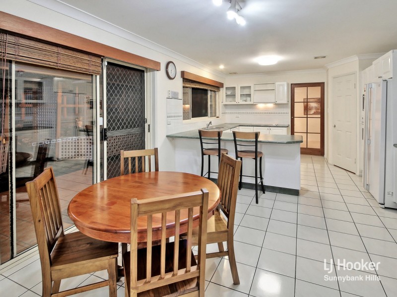 52 Bordeaux Street, Eight Mile Plains QLD 4113