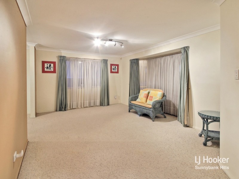 52 Bordeaux Street, Eight Mile Plains QLD 4113