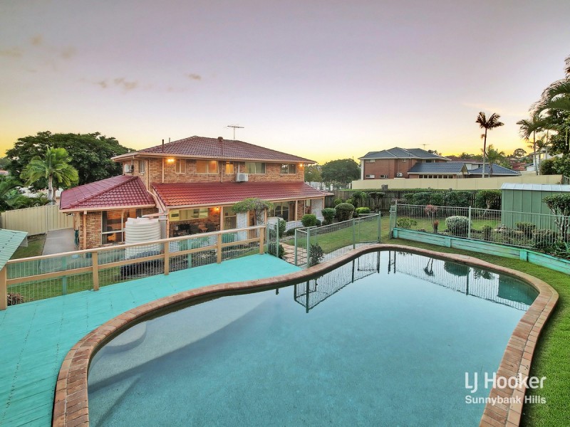 52 Bordeaux Street, Eight Mile Plains QLD 4113