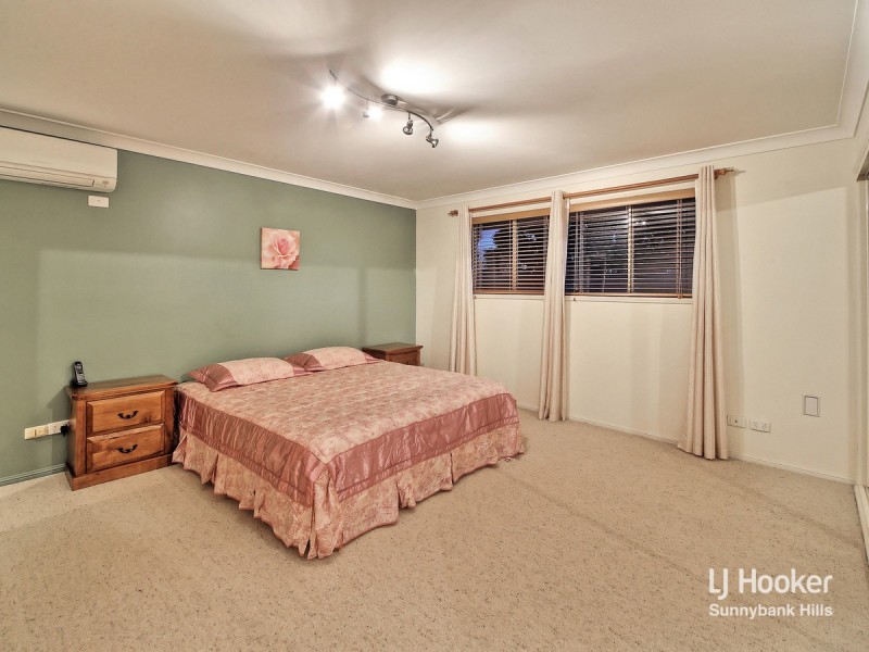 52 Bordeaux Street, Eight Mile Plains QLD 4113