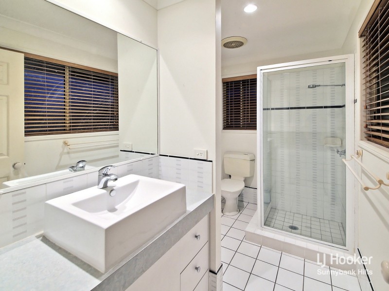 52 Bordeaux Street, Eight Mile Plains QLD 4113