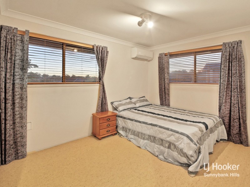 52 Bordeaux Street, Eight Mile Plains QLD 4113