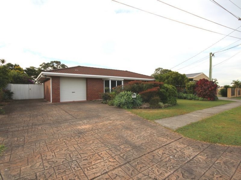 92 Owens Crescent, Regents Park QLD 4118