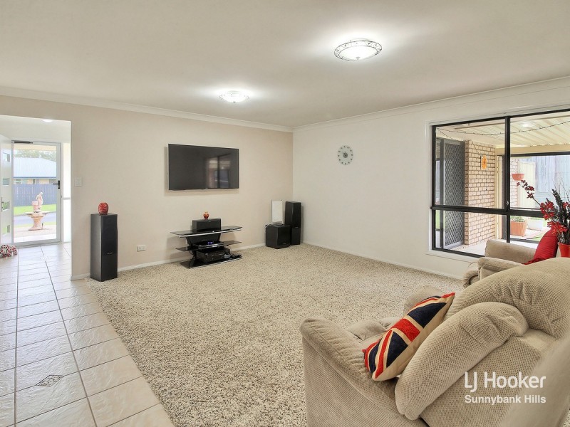 20 Nambung Place, Parkinson QLD 4115