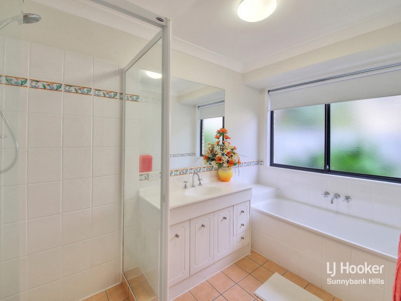 20 Nambung Place, Parkinson QLD 4115