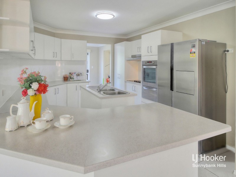 21 Poinsettia Crescent, Calamvale QLD 4116