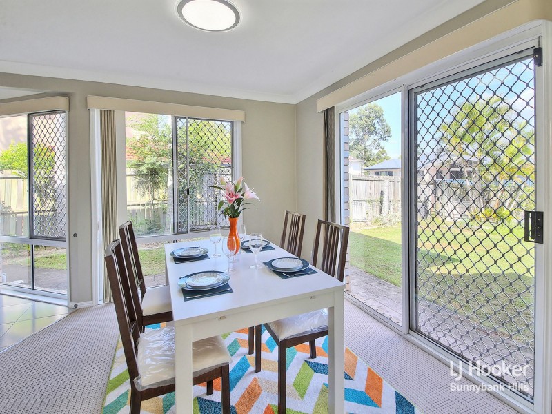 21 Poinsettia Crescent, Calamvale QLD 4116