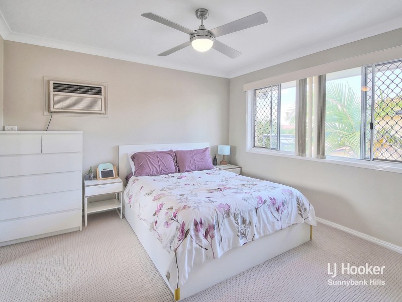 21 Poinsettia Crescent, Calamvale QLD 4116