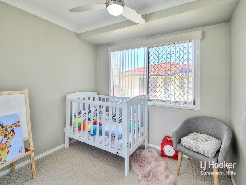 21 Poinsettia Crescent, Calamvale QLD 4116