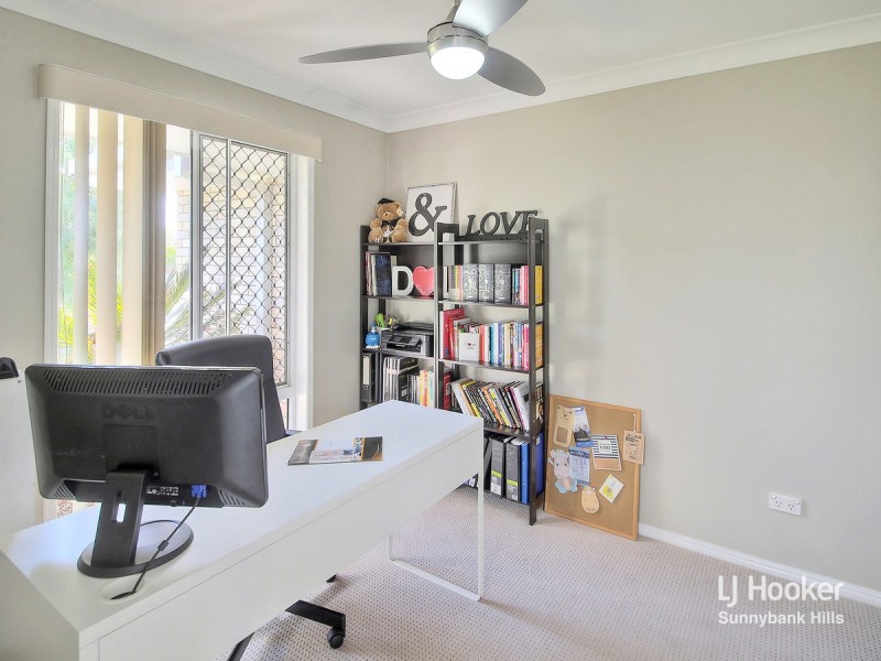 21 Poinsettia Crescent, Calamvale QLD 4116