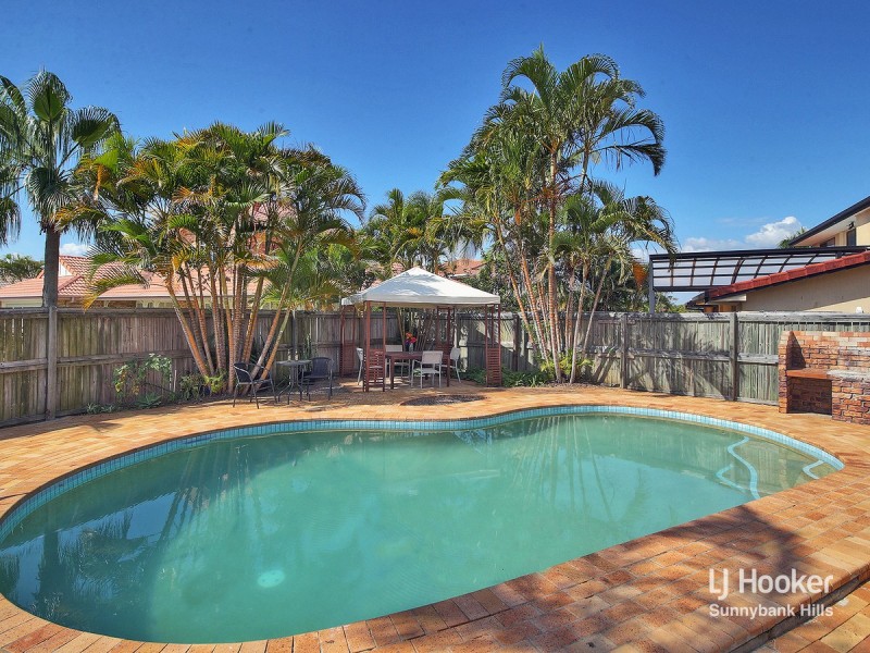 21 Poinsettia Crescent, Calamvale QLD 4116