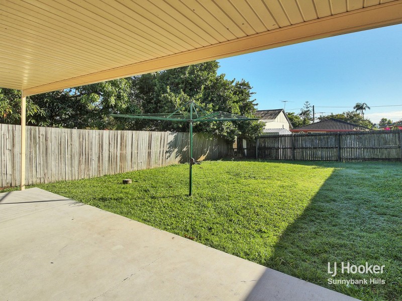 27 Rookwood Avenue, Coopers Plains QLD 4108