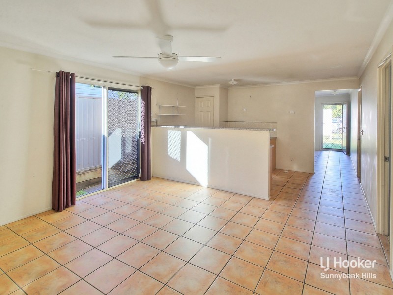 27 Rookwood Avenue, Coopers Plains QLD 4108