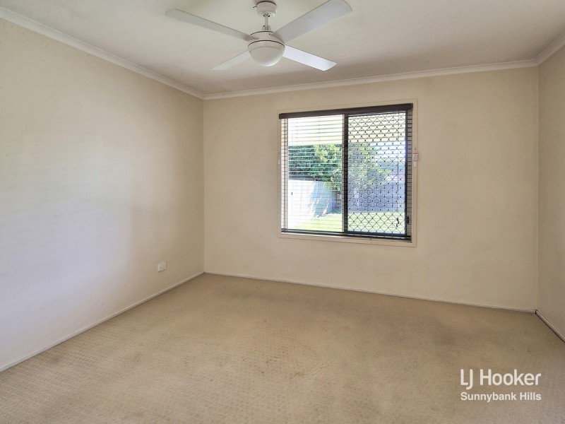 27 Rookwood Avenue, Coopers Plains QLD 4108