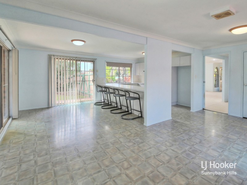 1 Karen Court, Runcorn QLD 4113