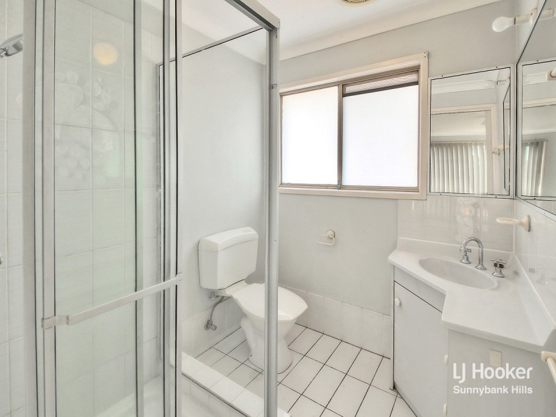 1 Karen Court, Runcorn QLD 4113