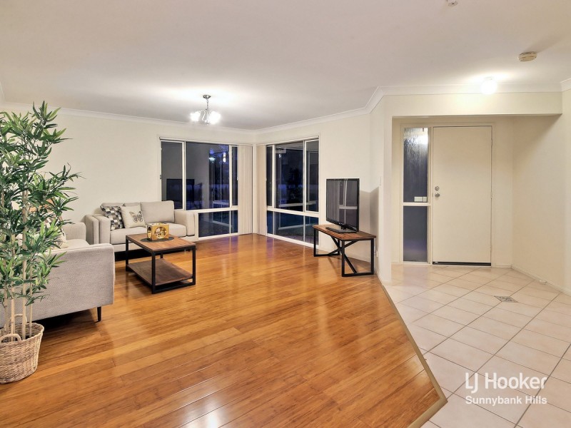 17 Waterlily Place, Calamvale QLD 4116