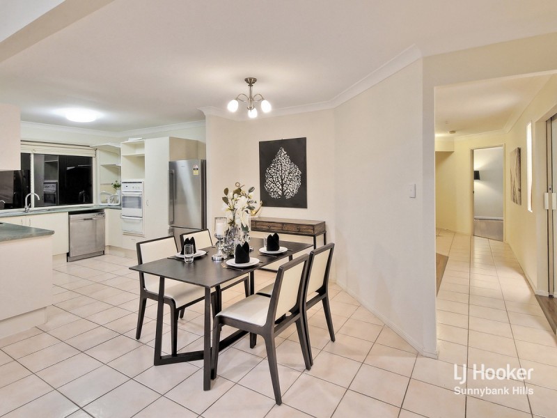 17 Waterlily Place, Calamvale QLD 4116