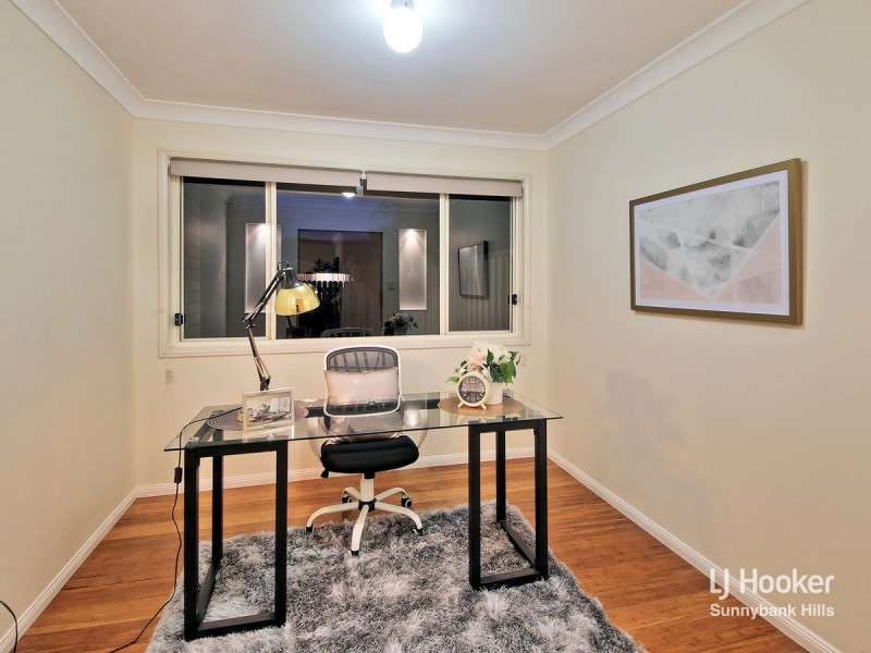 17 Waterlily Place, Calamvale QLD 4116