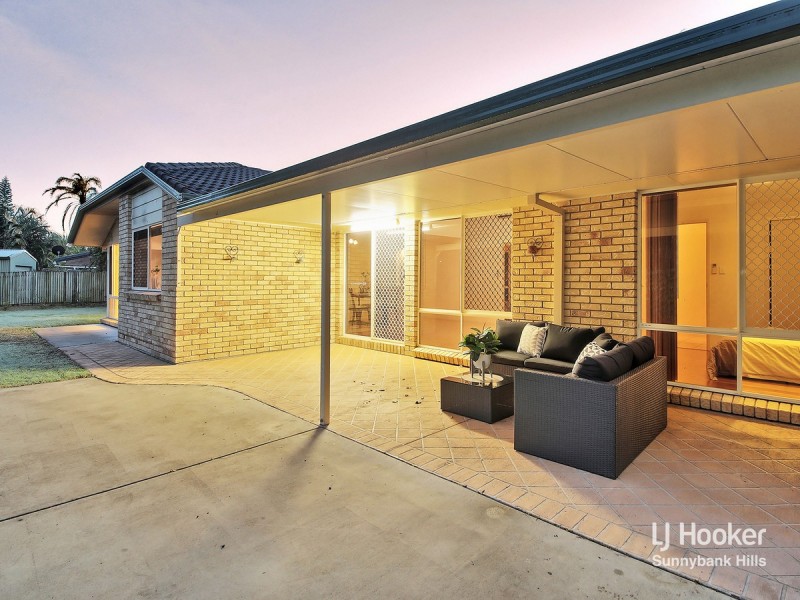17 Waterlily Place, Calamvale QLD 4116
